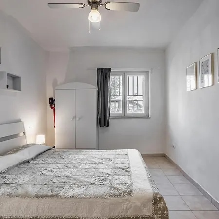 Apartament Modern With Wifi! *