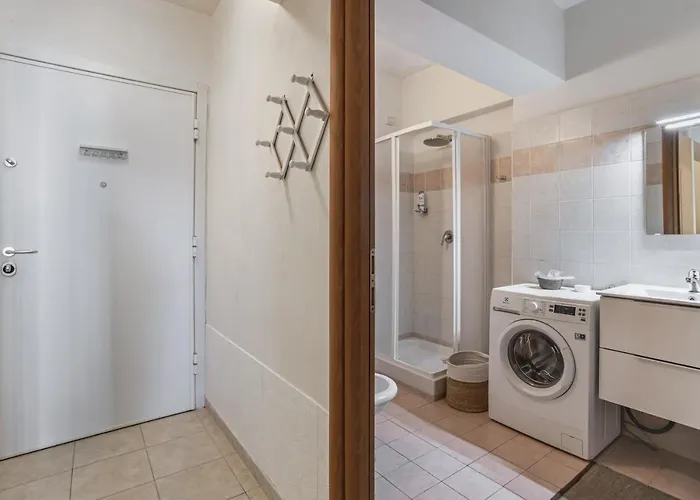 Guesthost - Modern With Wifi! 公寓 维亚雷焦